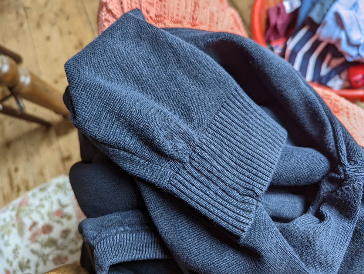 Maria_Staines's tweet photo. #Darning school jumpers #RepairRewear #SewDontThrow @GreenercleanerB @PharmDeclares activities for a #GreenPharmacist off duty 💚 https://t.co/aejdO1O4E6