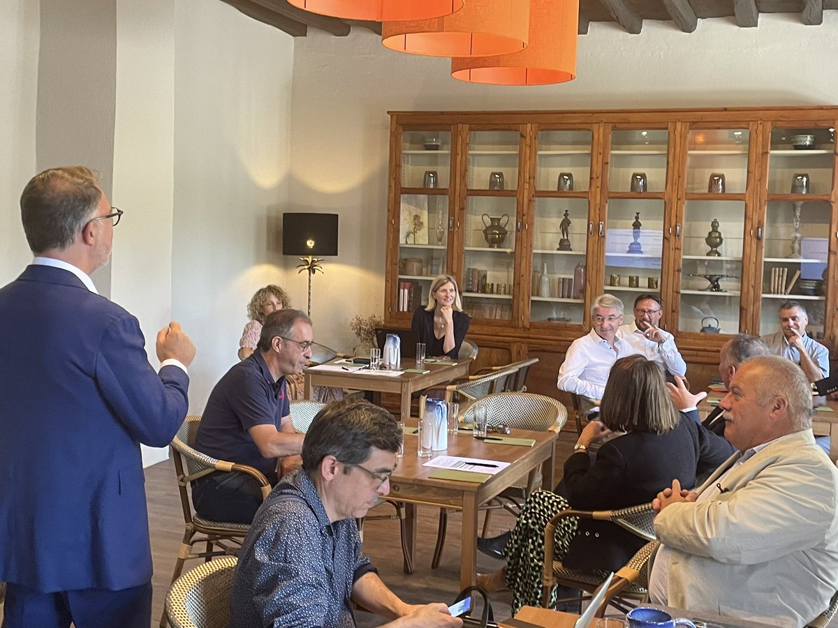 Mouvement des Entreprises de France #Paysdelaloire tweet media