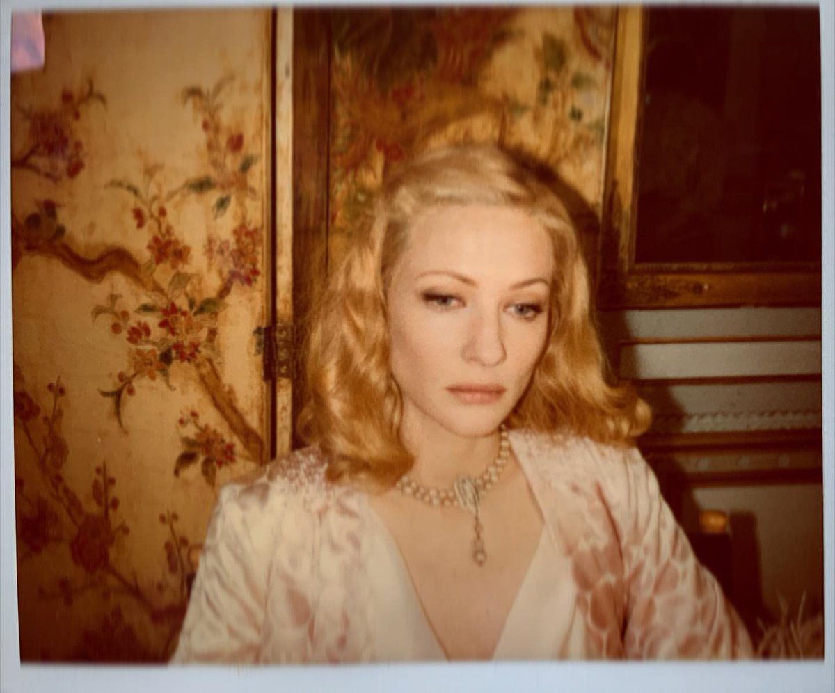 bbblanchett's tweet photo. old/new photo of cate blanchett as lola in 'the man who cried' https://t.co/BnmMVXASlZ