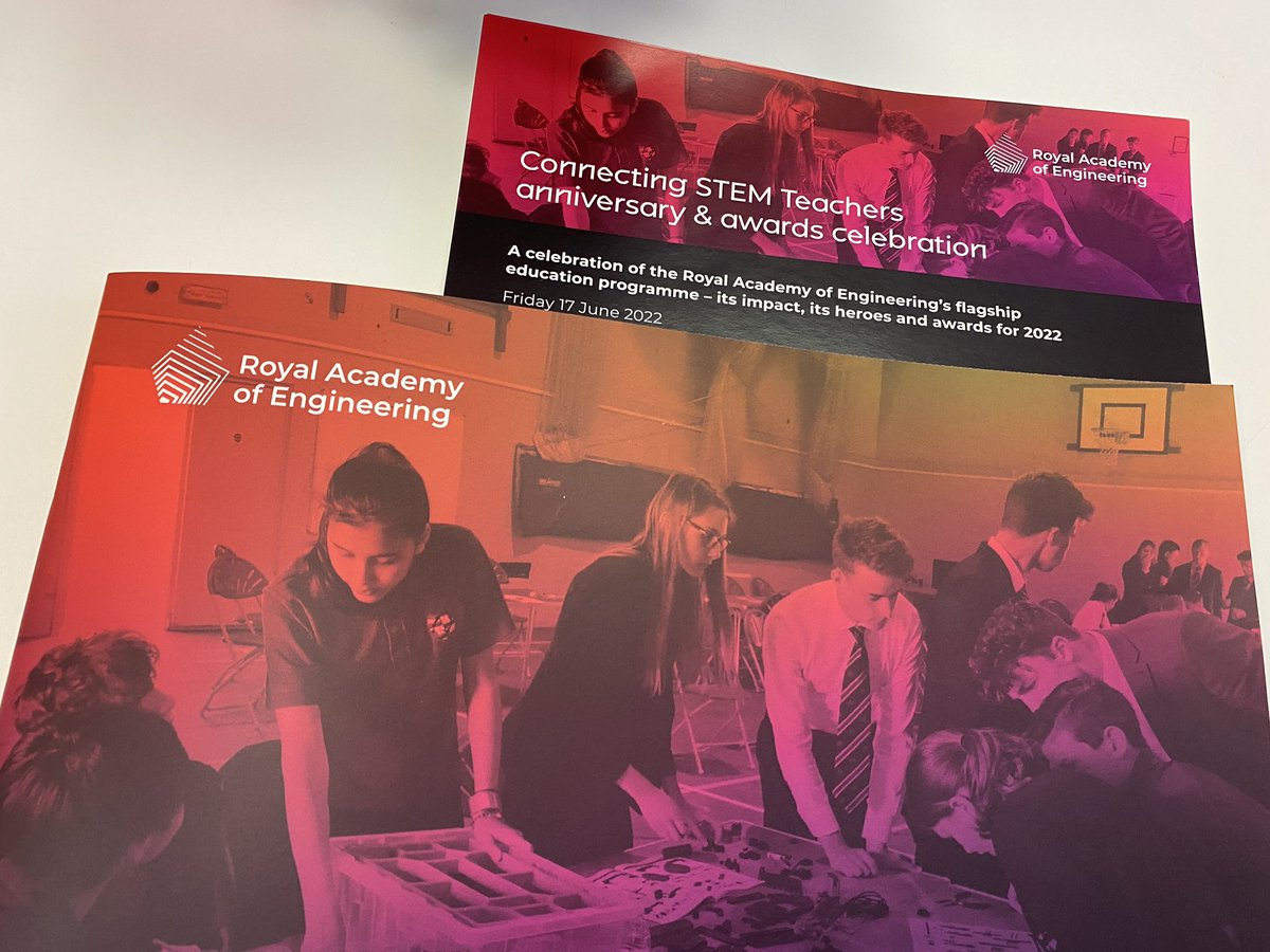 StMarysDerryTD's tweet photo. Great to see the amazing work of Mrs Una Doherty @cbsomagh & Mrs Karola McShane @foylecollegeTD featured this morning @EduRAEng #10YearsOfCST event. https://t.co/TImWADhHIU