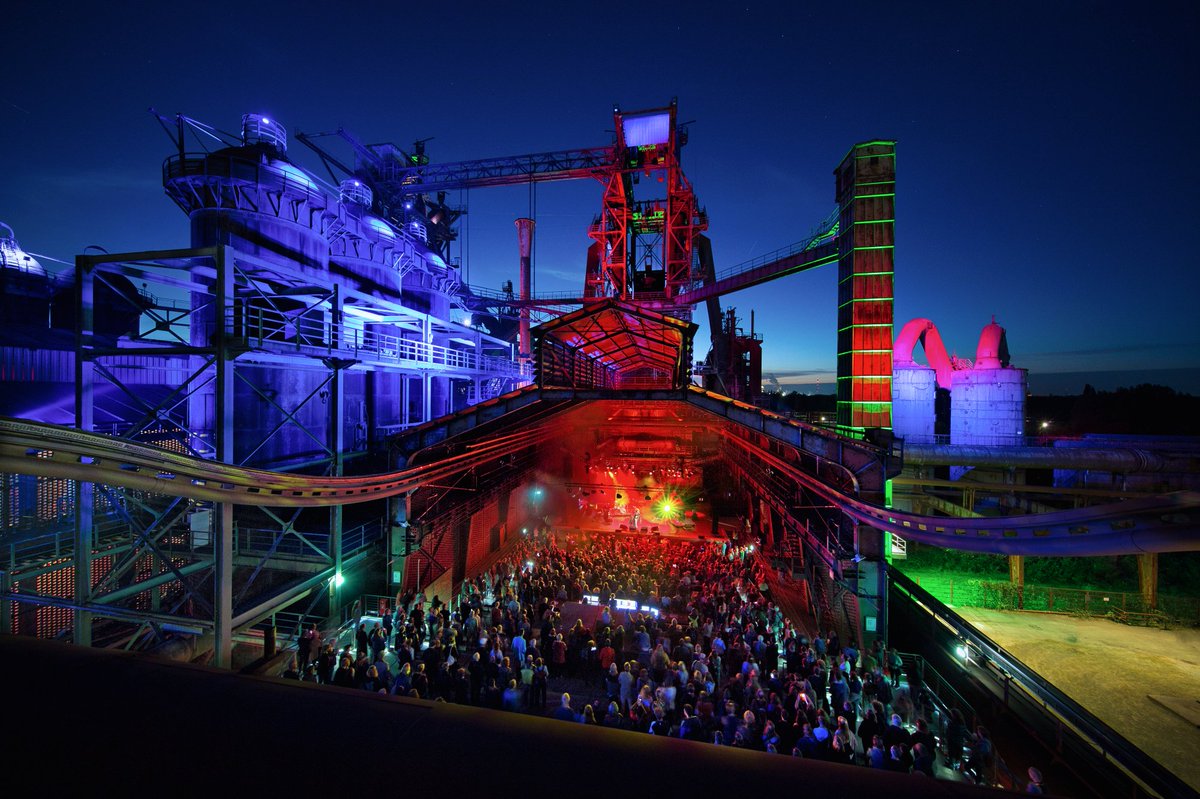 Endlich wieder Traumzeitfestival. 30 Grad. 30 Bands. 3 Tage! Alle Infos: bit.ly/3tGugEC Foto: Thomas Berns