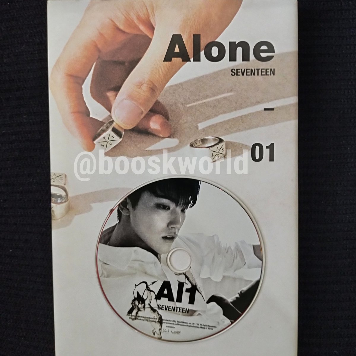 BoosKworld's tweet photo. wts lfb ph

Alone 01 dino cd

🤍 180

t. Al1 svt seventeen album unsealed https://t.co/tRKEUtT6MU