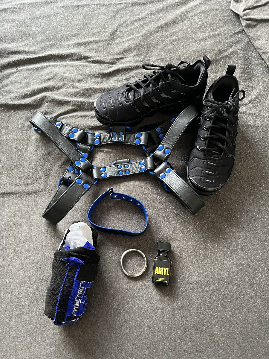 andrewh63332521's tweet photo. Well that’s me all packed for the naughty weekend @PAH_BPL 😈🍆💦💦 https://t.co/NOGjEEJXtG