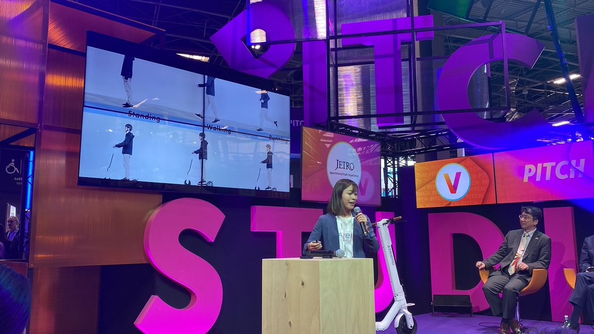 Early_Hour's tweet photo. #Jetro #VivaTech - Pitch Contest - Striemo la trottinette la + stable du marché arrive en France! #Securite #MicroMobilite cc @FabriceFrossard @ChanPerco https://t.co/zDjTUJWFI4