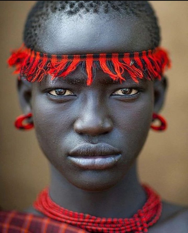 odeh_shalom's tweet photo. @oou_parrot_ @Omohlolah_ @motundeee @tundekay_ @Premier_100 @oou_prime @Lil_angelllll @AdesolaBlessin9 @attah_akor 😂🤣😂🤣😂 your gf when you come to apologize to her https://t.co/KYxtghCKT5