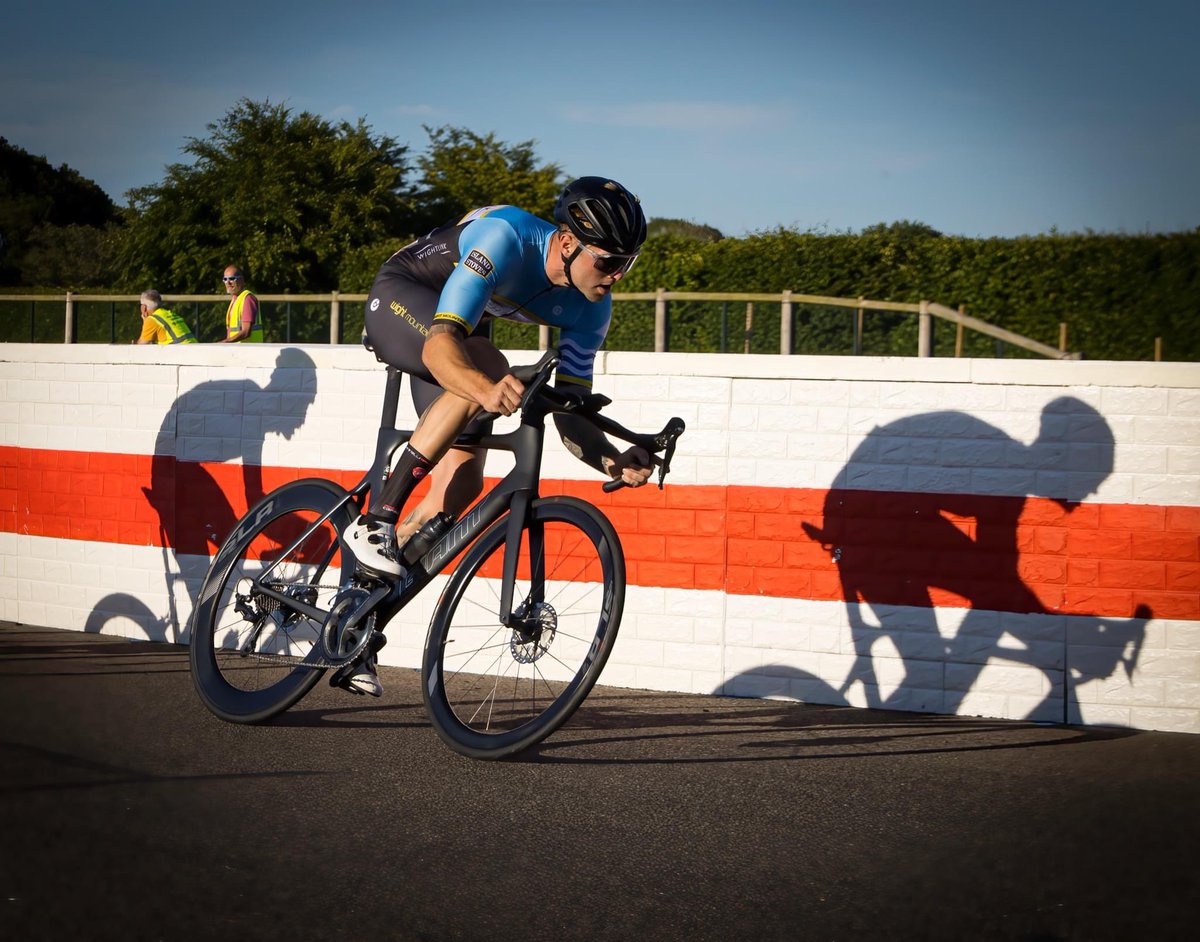 WightlinkRT's tweet photo. New team members elvis,chris and rich smashing it around Goodwood on Tuesday night 💪🏽 https://t.co/Y80bbszfvH