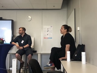 Journalismlab (@jlabhu) on Twitter photo José de Vries <a href="/JdeVr/">José de Vries</a> <a href="/NOS/">NOS</a> and <a href="/yaeldehaan/">yaeldehaan</a> <a href="/JlabHU/">Journalismlab</a> respond to the presentation on designing for deeper audience engagement. <a href="/bissieanderson/">Dr Bissie Anderson 🌻</a> <a href="/MechanicalAngel/">MechanicalAngel</a> <a href="/catalinacma/">Catalina Albeanu</a> <a href="/spieleforscher/">Christian Roth</a> <a href="/RobinKwong/">Robin Kwong</a>. #ECREAJS22 José de Vries <a href="/JdeVr/">José de Vries</a> <a href="/NOS/">NOS</a> and <a href="/yaeldehaan/">yaeldehaan</a> <a href="/JlabHU/">Journalismlab</a> respond to the presentation on designing for deeper audience engagement. <a href="/bissieanderson/">Dr Bissie Anderson 🌻</a> <a href="/MechanicalAngel/">MechanicalAngel</a> <a href="/catalinacma/">Catalina Albeanu</a> <a href="/spieleforscher/">Christian Roth</a> <a href="/RobinKwong/">Robin Kwong</a>. #ECREAJS22