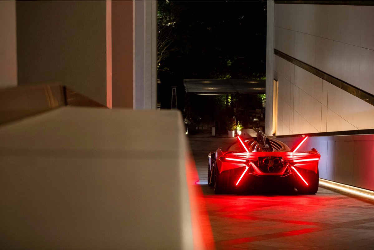 Project EVO returns to Europe for further development.

#Apollo #ApolloAutomobil #ApolloEVO #ApolloIE #ApolloEVisionS  #ApolloFMG #AFMG #FutureMobility #EV #Hypercar #Supercar #Electriccar