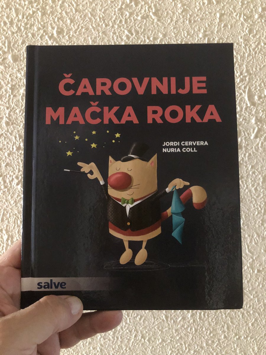 JordiCervera's tweet photo. El Gat Roc ja fa màgia a Eslovènia amb l’editorial Salve @NuriaCollillust @GRUPOEDEBE 🎉🎊🎉🎊 https://t.co/4GQqmzbBPx