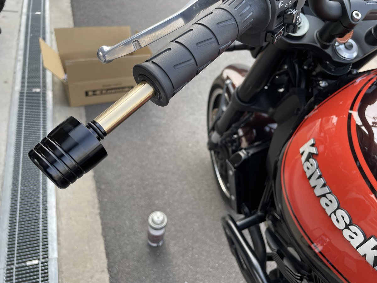 grainagi's tweet photo. エフェックスのウェイト仕���んでます
#Z900RS https://t.co/OXURD7kfj2
