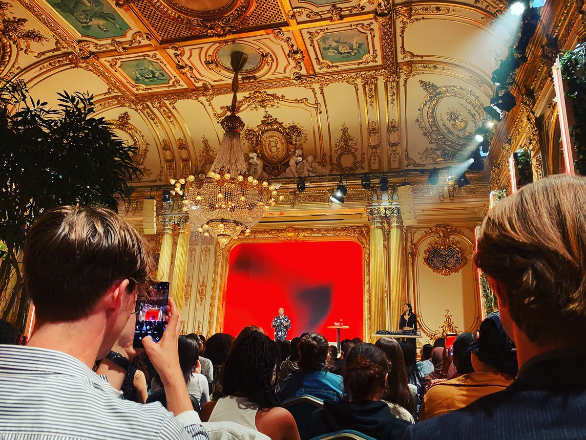 #Atasteofbrilliantminds Spegelsalen ändå…väldigt flott