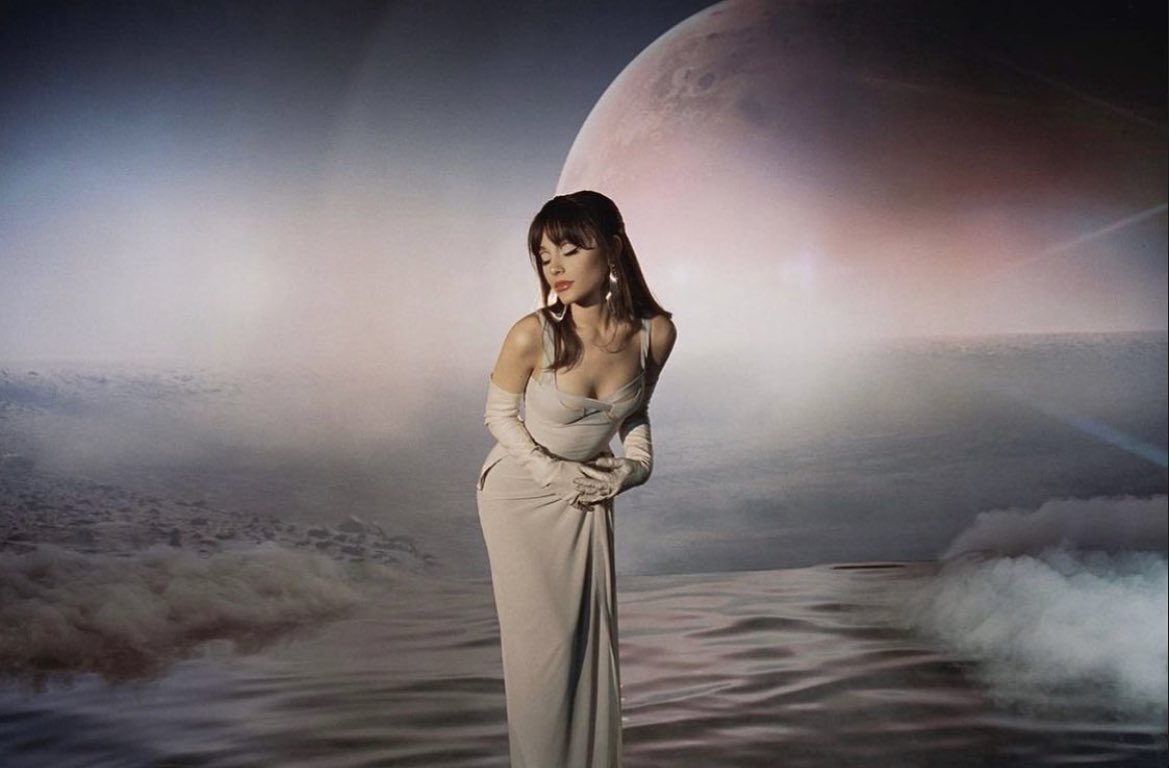 ariana for <a href="/rembeauty/">r.e.m. beauty</a> ch. 3 🪐