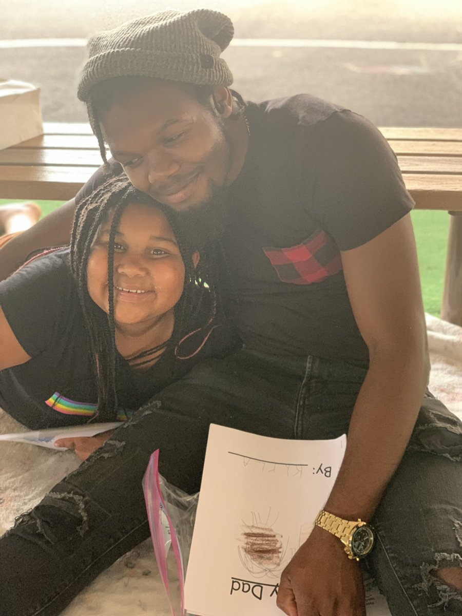 LoriAAsquith's tweet photo. Celebrating all of our fathers and father figures at MacArthur! Happy Father’s Day to our Patriot dads! @BinghamtonCSD @MrsDabek #BPatriotProud #MacArthurStrong https://t.co/I0JTRKzRGN