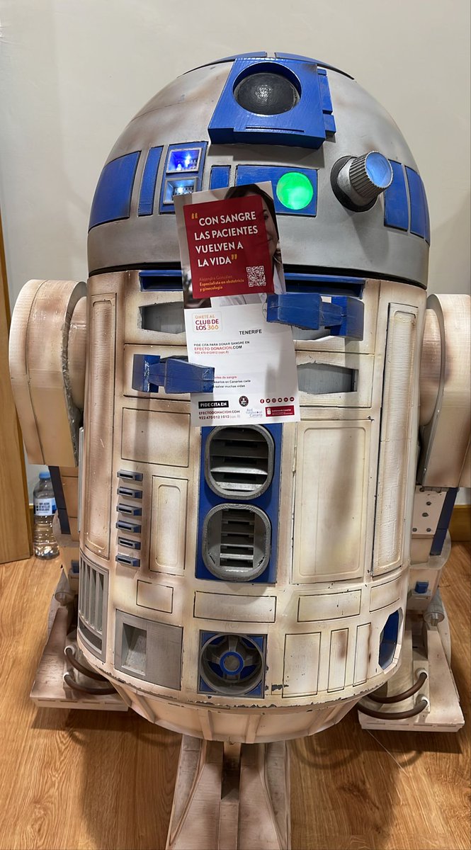 R2BuildersSpain's tweet photo. Nuestro compañero Cruiser y su R2-D2 están preparados para la Misión de donación de sangre con la 501 Spanish Garrison en Canarias
#spanishgarrison @legion501
#r2d2builders #r2d2buildersclub #r2d2buildersspain https://t.co/BhIGxBnwiC