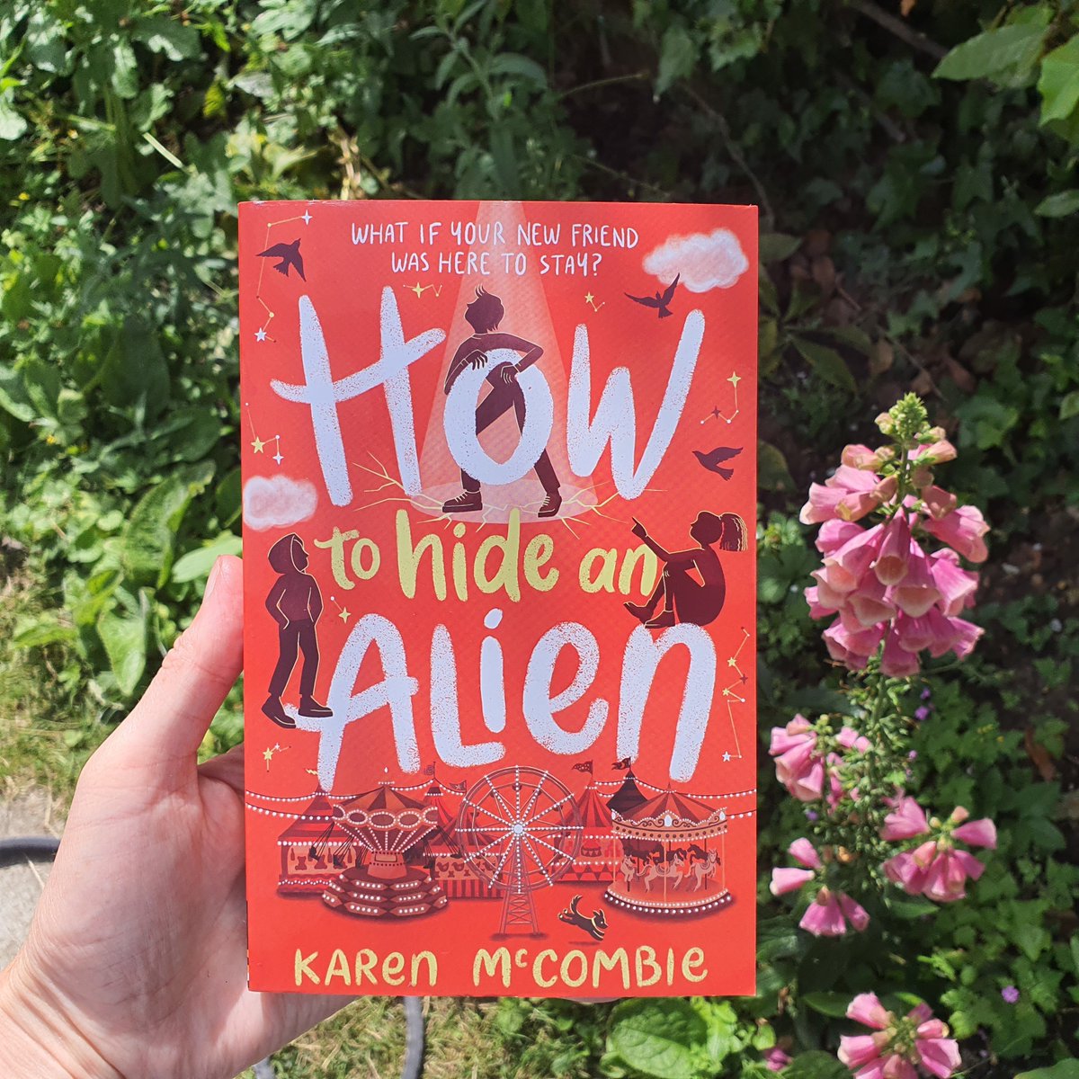 nicolapenfold's tweet photo. Exciting book post! The sequel to #HowToBeAHuman from @KarenMcCombie @LittleTigerUK I'm so delighted to have it! These characters & Karen's writing have really stuck with me... so perfectly pitched for kids on the brink of & early years of secondary school. Cover by #ThyBui. https://t.co/lCekGAvEgQ