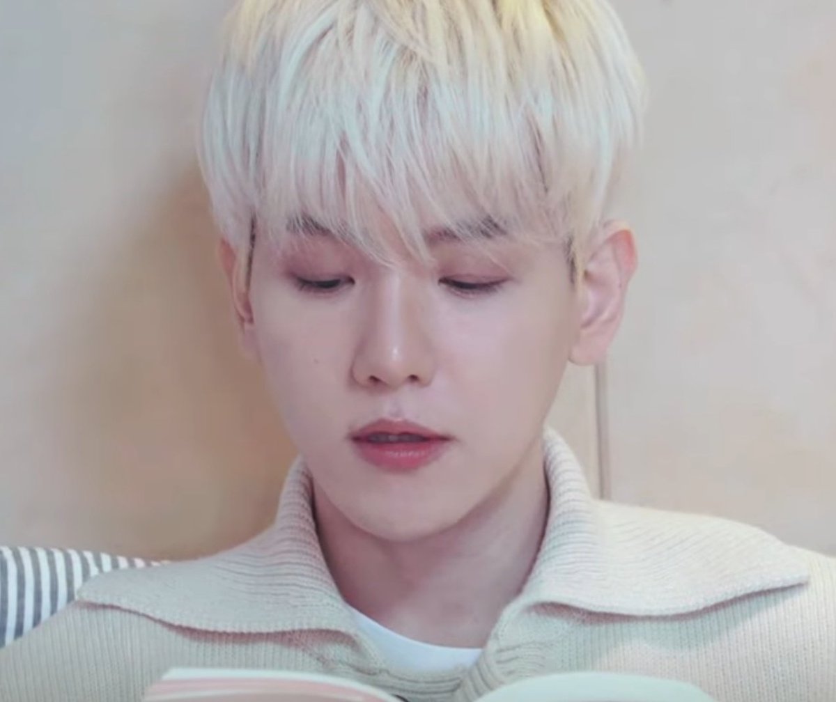 I swear Baekhyun shines and he is so pretty just like an angel #백현 #BAEKHYUN