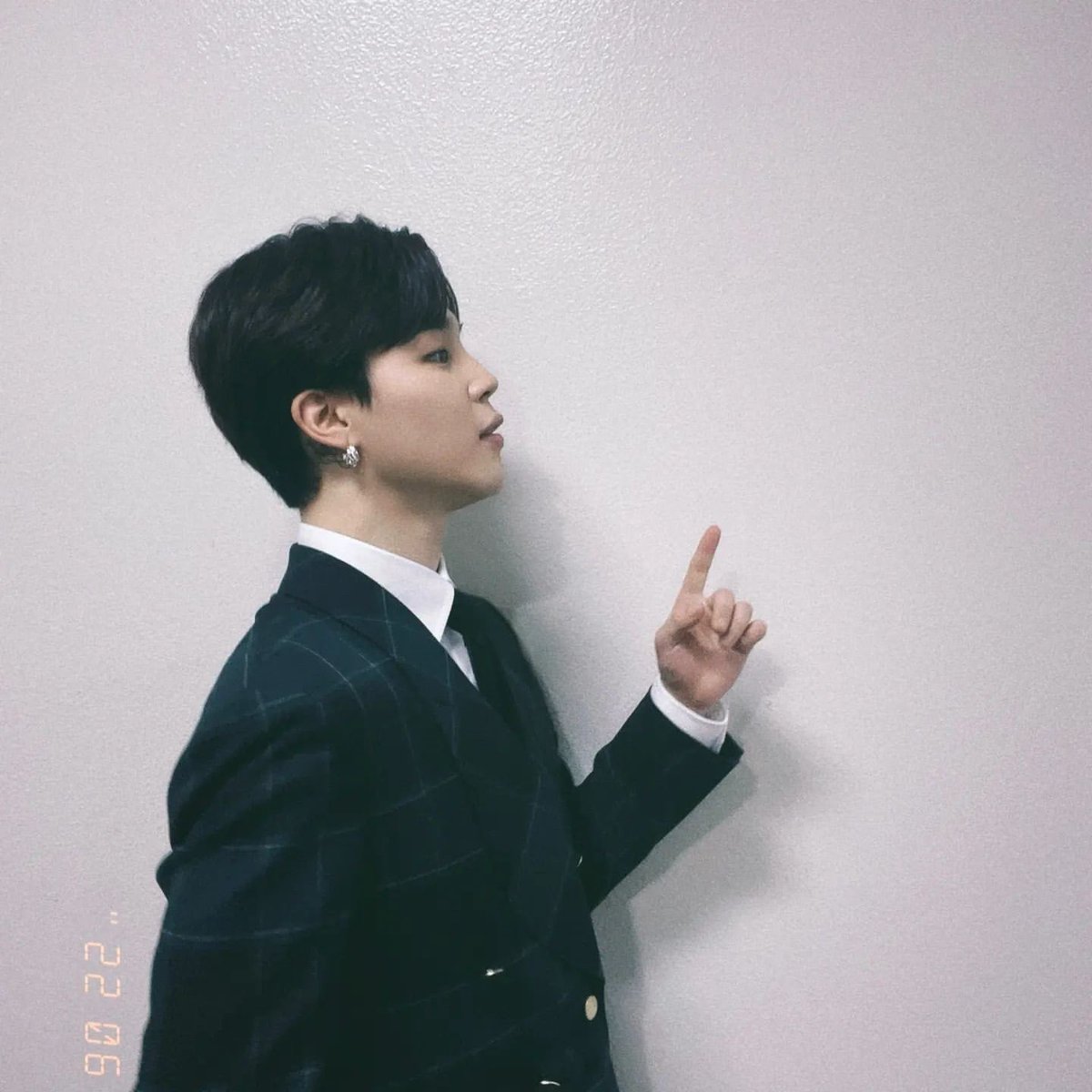 btsbaragi_jk's tweet photo. 220617 Jimin on IG https://t.co/z1HywX3NZp