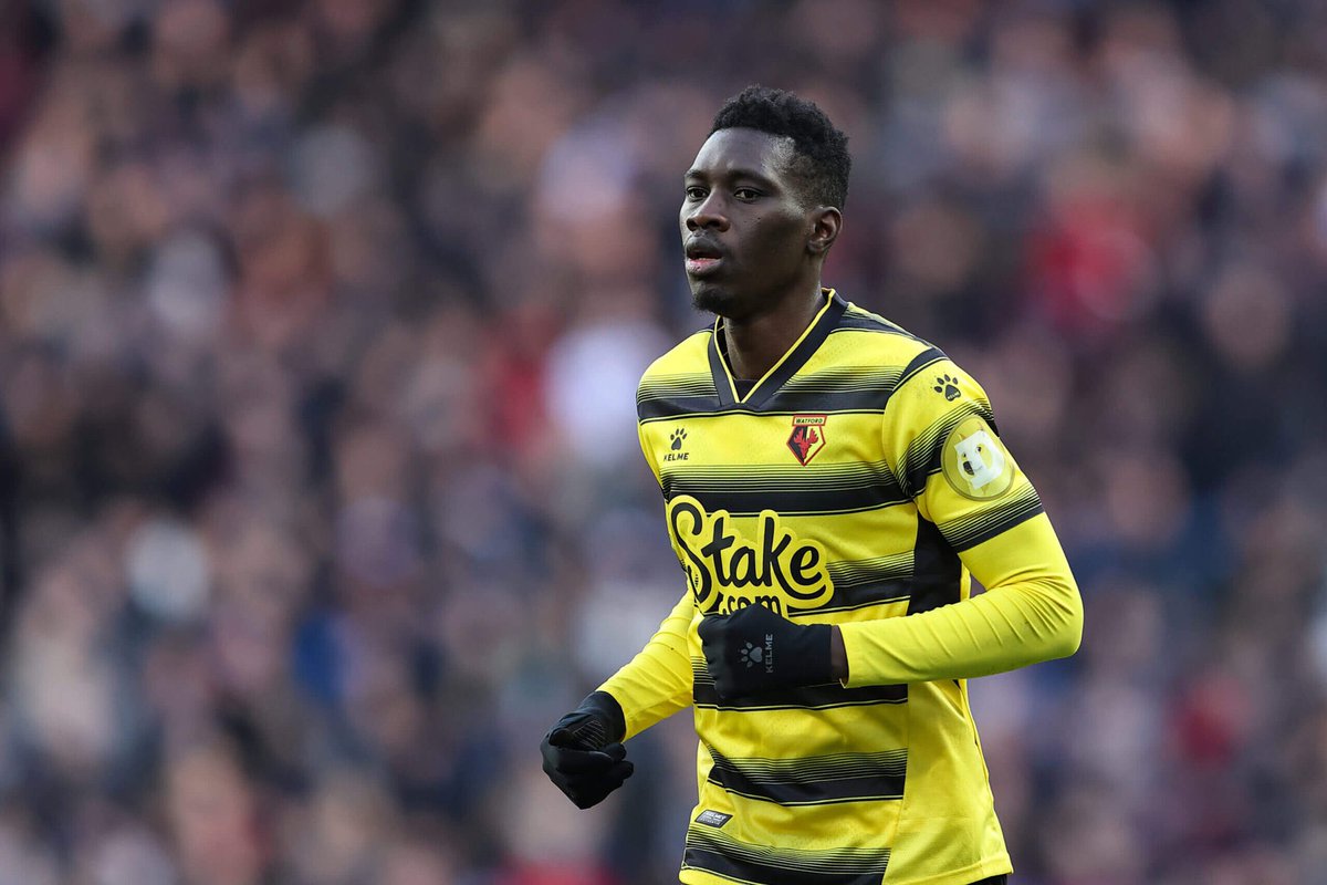 WHUFCFZ's tweet photo. West Ham currently have an interest in Emmanuel Dennis and Ismaïla Sarr of Watford, and it is thought that we will make a move for both players in the coming weeks.

(via @ExWHUemployee) https://t.co/xY12hWPUpU