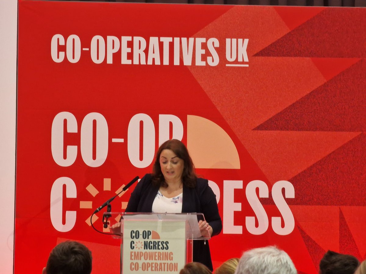 Maria Cearns from <a href="/CooperativeBank/">The Co-operative Bank UK</a> with an opening welcome to #CoopCongress 

Many great words including "we need to know how to engage the next generation"