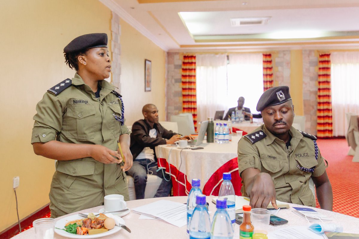 Cepil_Africa's tweet photo. We're glad to have the @Ugandapolice1 PROs Officers and Ms Rosemary Kemigisha from @UHRC_UGANDA at the launch of the Guideline on Media and Demonstration #MediaGuidelinesUg22 https://t.co/ko9rh50yRo