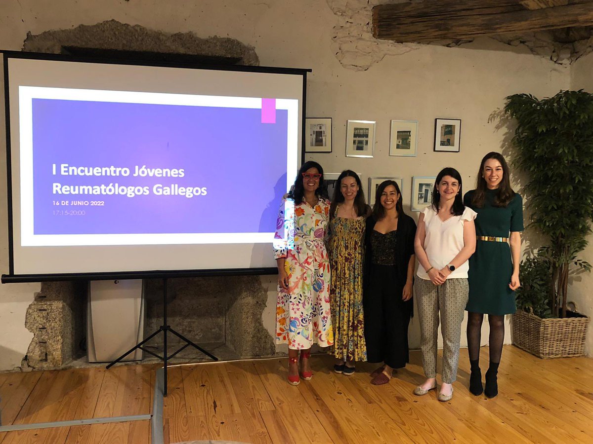 irealt2's tweet photo. Ayer en el I Encuentro de Jóvenes Reumatólogos Gallegos. Un privilegio moderar este evento donde contamos con excelentes ponentes y la gran participación de los asistentes tanto presenciales como online. Ya estamos deseando organizar el siguiente ☺️ https://t.co/zBu2opXXdS