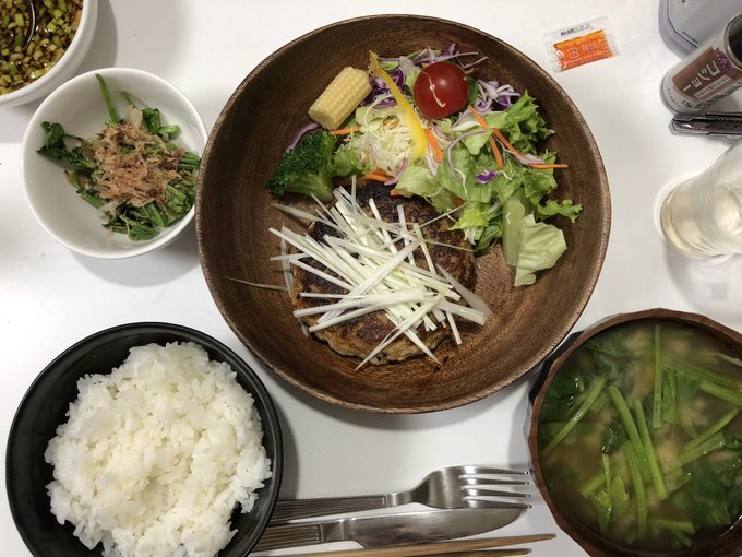 ハンバーグ作った(•ㅂ•)و 