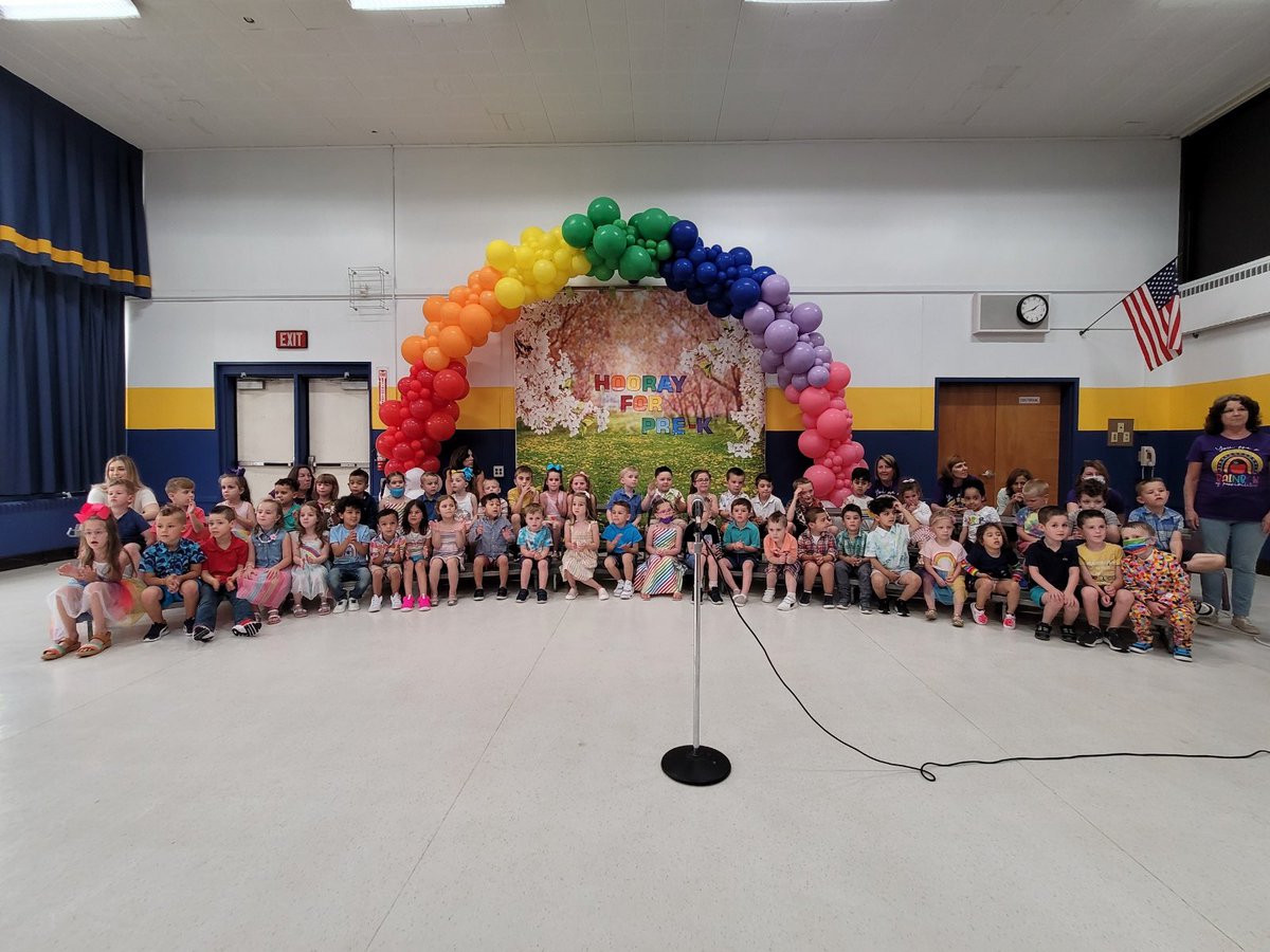JessicaMonacoNB's tweet photo. NB Pre-K Moving Up Ceremony 🌈 We are so proud of all of our students #NBtweets #peqpantherpride https://t.co/XoEquQT8qg