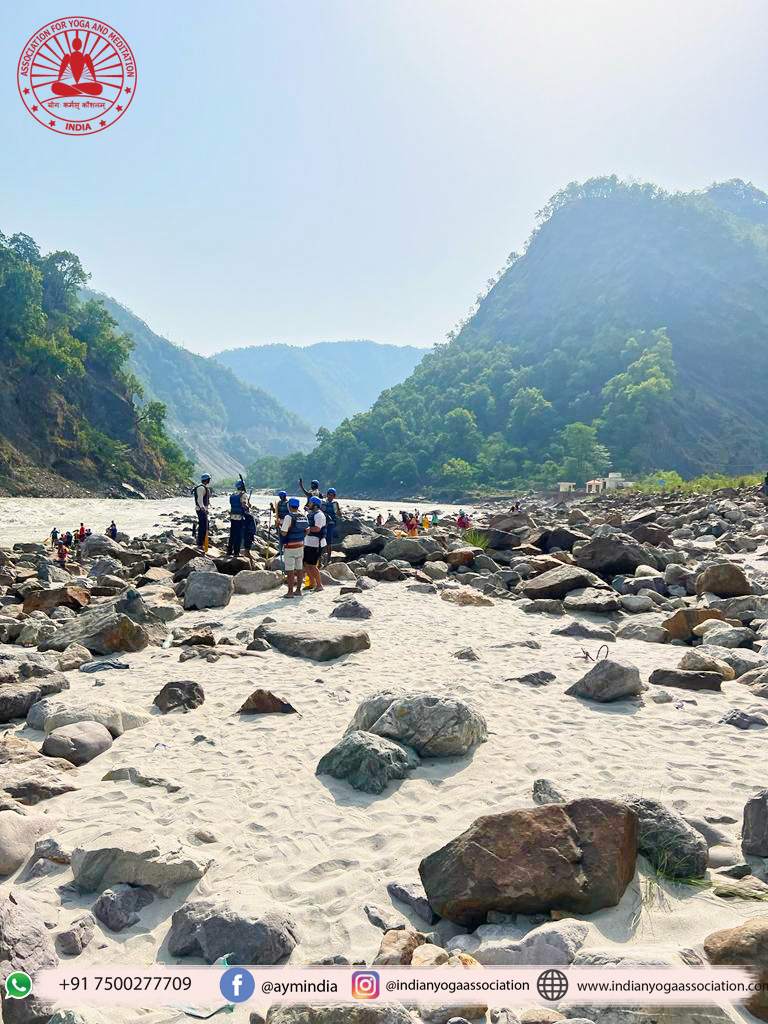 aymindia's tweet photo. Our Students are enjoying River Rafting in their free time.
Plan your yogic journey with AYM Yoga School in Rishikesh, India.
#riverrafting #riverrat #riverraftingrishikesh #funday #outingwithfriends #outings #outdoors #weekendvibes #weekendfun #smile #happiness #water #nature https://t.co/LASvMvNHlU