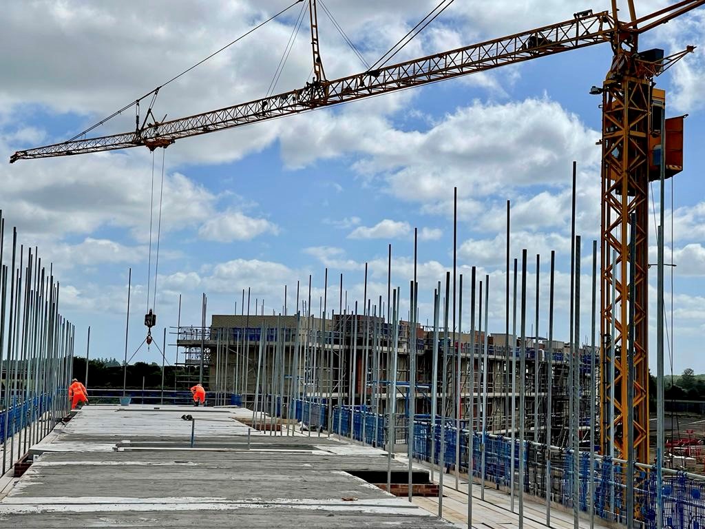 ForterraUK's tweet photo. Our Bison Flooring team is currently working with @TaylorWimpey Norfolk. Over the course of 18 months we will have manufactured and supplied 5,000 square metres of hollowcore flooring plus stairs and landings for 4 apartment blocks https://t.co/6rd7ryfXyH #KeepingBritainBuilding https://t.co/1c7k4gDSJE