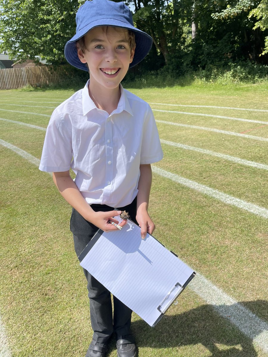 MonktonEnglish's tweet photo. #MonktonYear6 creating stories out of objects that inspire them in nature. #MonktonCreativity #MonktonImagination #MonktonOutdoorLearning #WildMonkton @MonktonBath @MonktonPrep https://t.co/lritcththl