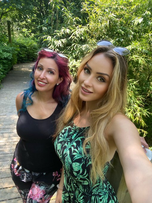 HAPPY BIRTHDAY TO MY BFF @TashaCosplayUK &hearts;️  Have a lovely day, I can&rsquo;t wait to see you!! 🥰 https://t<a class="tags" target="_blank" title="On Twitter" href="/?out=eyJ0eXAiOiJKV1QiLCJhbGciOiJIUzUxMiJ9.eyJpYXQiOjE3MjA3MjgzMjksImlzcyI6InR3cG9ybnN0YXJzLmNvbSIsIm5iZiI6MTcyMDcyODMyOSwiZXhwIjoxNzUyMjY0MzI5LCJyZWRpcmVjdF91cmwiOiJodHRwczovL3R3aXR0ZXIuY29tL1Rhc2hhQ29zcGxheVVLIn0.RbmcDYapZ8ZMdKnJVHgoPA_lgiuYx_UUrFBxKnhIi6DcnRityEnRfn3jWEigluPyQsDFfLdr789SDbACRknUgw">@TashaCosplayUK</a><a href="/tag/dnd"class="tags"><span>#dnd</span></a><a href="/tag/dungeonsanddragonsmovie"class="tags"><span>#dungeonsanddragonsmovie</span></a><a href="/tag/dungeonanddrag"class="tags"><span>#dungeonanddrag</span></a>