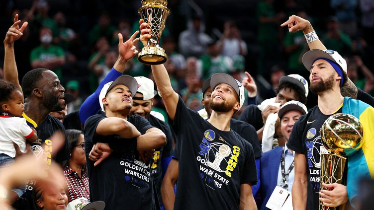 DeCypR's tweet photo. MVP MVP MVP MVP MVP MVP 🏆
@StephenCurry30 @NBCSWarriors @warriors @WarriorsAreaFr #Warriors #DubNation #FinalsMVP #StephenCurry https://t.co/mL0OWtMrvL