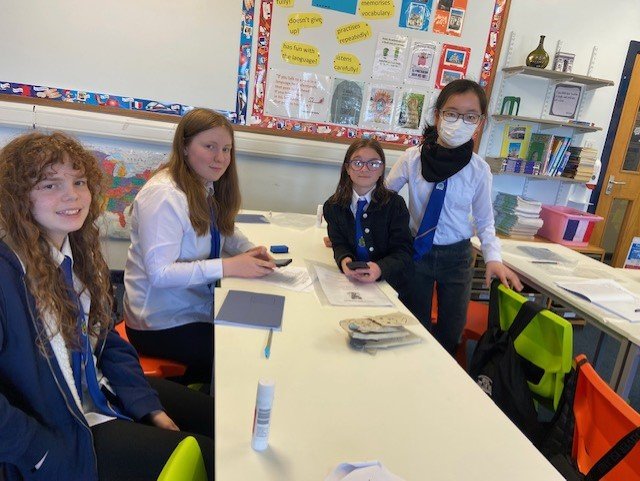 LAModLangs's tweet photo. S2 French forming present tense "er" verbs and some making a TikTok! 🇨🇵 #TeamLinAc https://t.co/bCzylDr6I8
