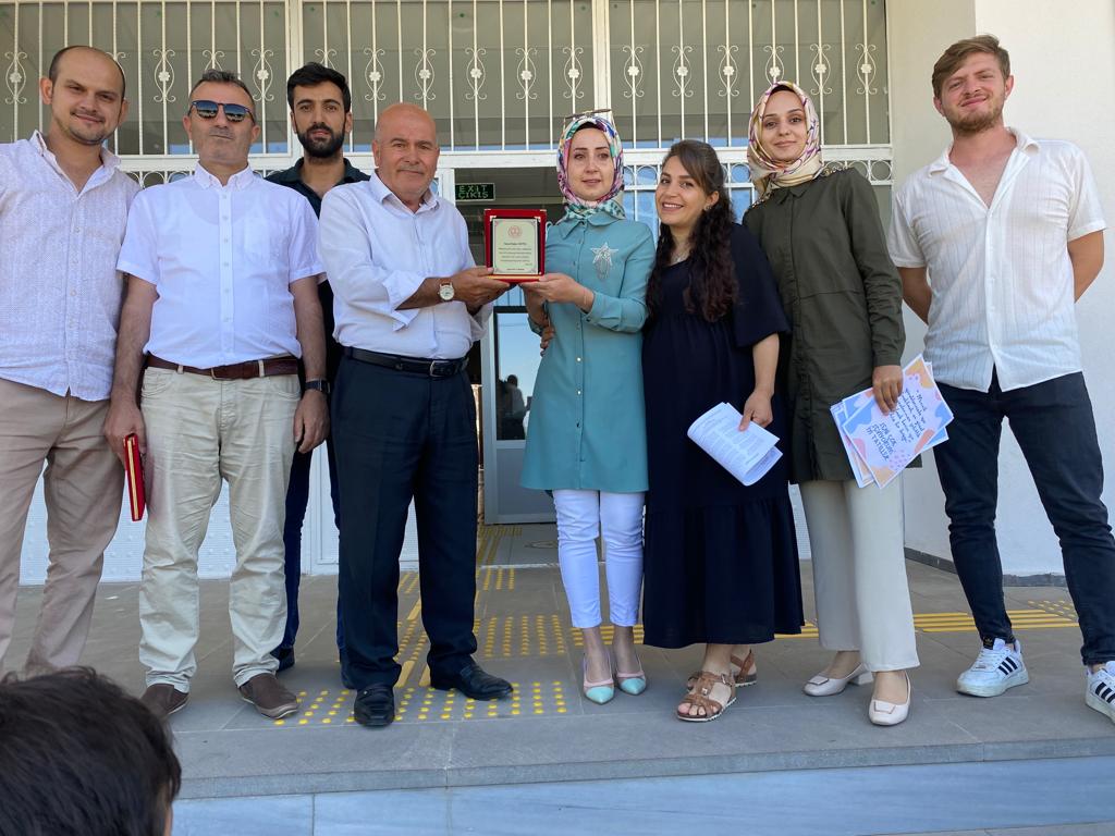 e_mine23's tweet photo. Bazen ne desen eksik kalır  ❣️
İyi ki Ağaçeli! @AgaceliI
Bize aile ortamı sunan Müdürüm, @Ersan01812823 🌺
Hep iyi gelen canımmmlaar ;
 @mekmevin1205 🌺
@zeyneb_tann 🧡

#iyitatiller 🧚 https://t.co/oelzDKPBgH