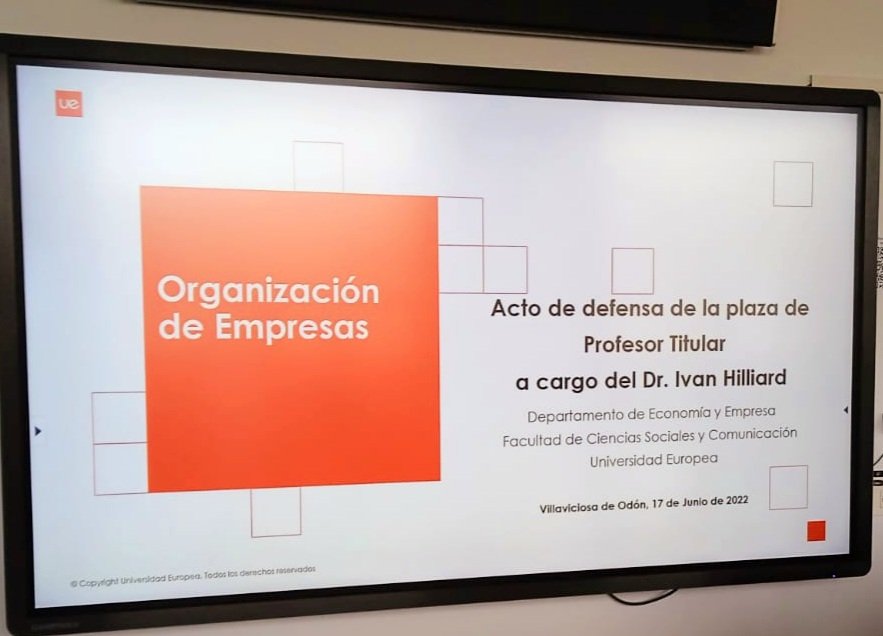 ivanhilliard01's tweet photo. Muy orgulloso de haber sido nombrado #Profesortitular en Organizacion de Empresas por la @UEuropea hoy. Un honor. #educacion #madrid https://t.co/wlfkdy5f0D