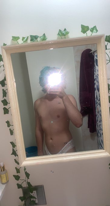 Go check out my onlyfans right now and sub!! Posting content every other day💖💥 #onlyfans #onlyfansgirl<a href="/tag/onlyfans"class="tags"><span>#onlyfans</span></a><a href="/tag/onlyfansgirl"class="tags"><span>#onlyfansgirl</span></a><a href="/tag/onlyfansbabe"class="tags"><span>#onlyfansbabe</span></a><a href="/tag/sellingcontent"class="tags"><span>#sellingcontent</span></a>