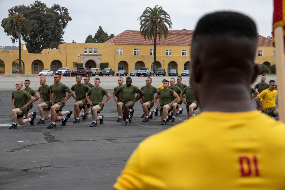 USMC's tweet image. New #Marines conduct a motivational run at @MCRD_SD, June 16.

The motivational run is the last physical fitness event in recruit training, and the first time the friends and family see their new Marines.  

#USMC #BootCamp