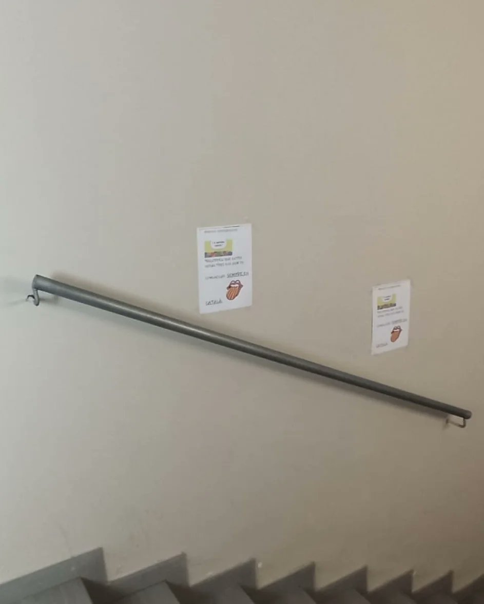 AnoiaGdr's tweet photo. Un amigo de la página nos pasa esta foto de un colegio que no podemos nombrar en #igualada VERGONZOSO 😡 https://t.co/ztkHbV11XV