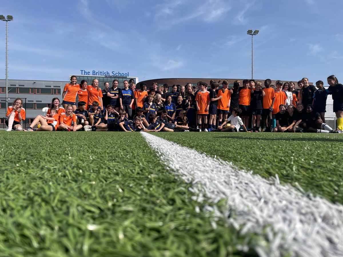 Thanks to ⁦<a href="/AmitySchool_NL/">Amity_Amsterdam</a>⁩ for travelling to Voorschoten today for the Summer Games.

Some exciting tag rugby, tee ball and football played in the heat ⁦<a href="/BSN_SSV/">BSN Senior School Voorschoten</a>⁩ this afternoon.

We look forward to hosting and travelling to Amity next year!

#BSNSport