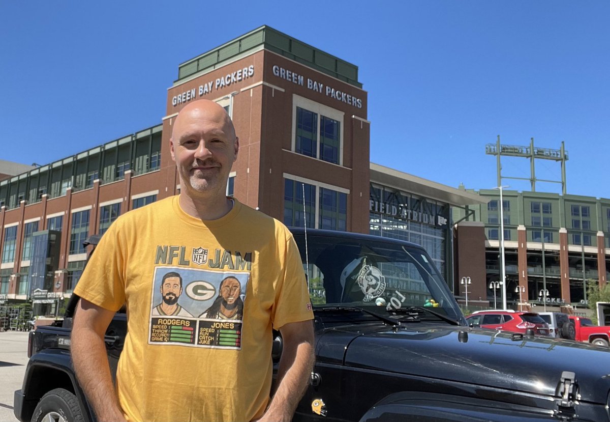 GBPlitz's tweet photo. New T-Shirt Alert.

Had to get this @homage #NFLJAM shirt featuring @AaronRodgers12 &amp; @Showtyme_33! https://t.co/LdvWCYsMOV