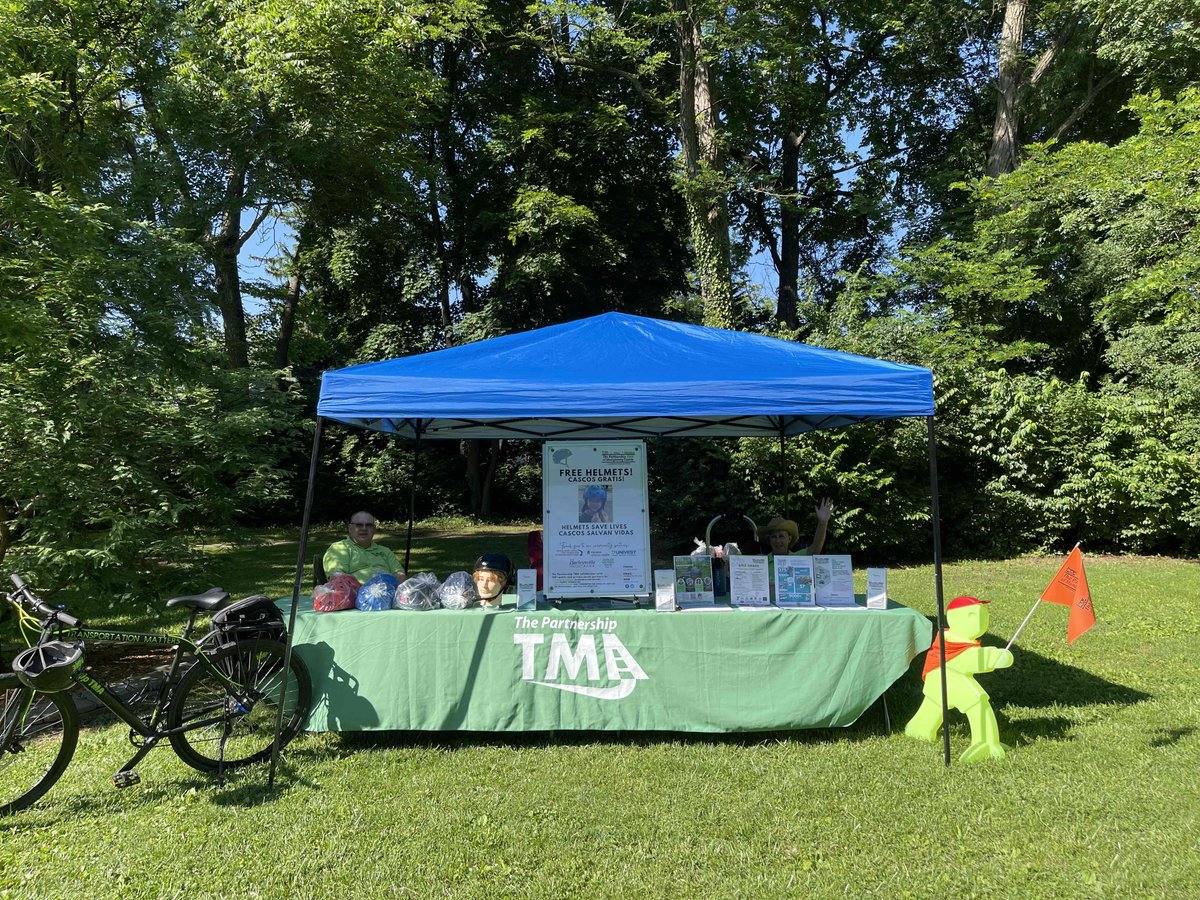 PTMA19454's tweet photo. We had another successful helmet giveaway in @NorthWalesBoro at the Food Truck and Music Event. They went like hotcakes! Thank you to all who came to our table to participate in bike safety. #bikes #bikesafety #PartnershipTMA https://t.co/yavR3AMcBV