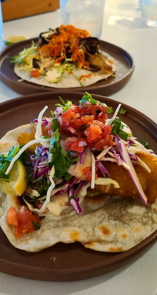 YelpPittsburgh's tweet photo. All work and no play isn’t fun. But you know what is fun? Happy hour at Tako Torta with your co-workers and friends. We're ordering a round of their $6 classic margaritas and $6 fish tacos!⁠
For more locally loved happy hour spots in Pittsburgh: 

https://t.co/UXo1ZXGpPB https://t.co/U3OI8yD3qA
