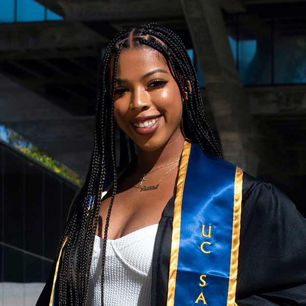 GPS_UCSD's tweet photo. Congratulations to Bojin Haji and Tianna White for their recognition in the Class of 2022 Shining Stars article! #GPSProud #GPSGrad #UCSD2022

Full Story: https://t.co/sokknACQK8 https://t.co/4NZ0E1A8O1