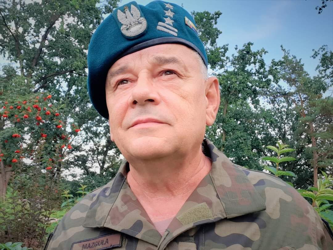 UniatojaAnna's tweet photo. Jarosławie Kaczyński,
Popełniła samobójstwo 12-letnia dziewczynka, molestowana przez dwóch katolickich suki*synów. Sama zgłaszała ten problem. Co robił twój fanatyczny nierób nazywany Rzecznikiem Praw Dziecka?

Nic? Ty go wybrałeś, to wyłącznie  twoja wina.
Adam Mazguła https://t.co/7KQX7rJiYf