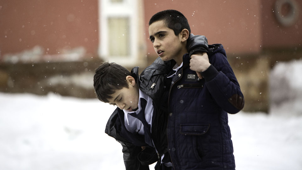 Film Ekibinin Katılımıyla ||| Antalya Altın Portakal Film Festivali'nde En İyi Film Ödülü'ne layık görülen Okul Tıraşı, film ekibinin katılımıyla Kadıköy Sineması'nda!
🗓️ 25 Haziran Cumartesi - 21.30
🎫 Biletinial ve gişe
#KadıköySineması