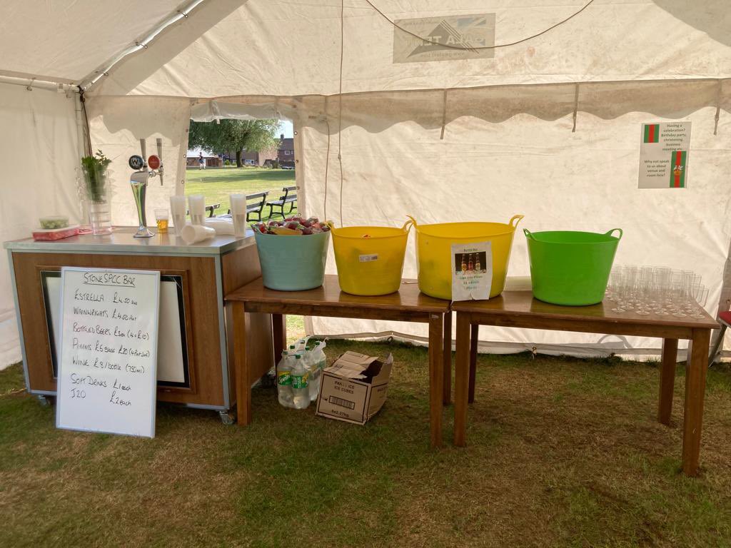 StoneSPCC's tweet photo. Good 2 GO #StreetFood #GrabaColdOne #Chillout https://t.co/TtFLNJAHVy