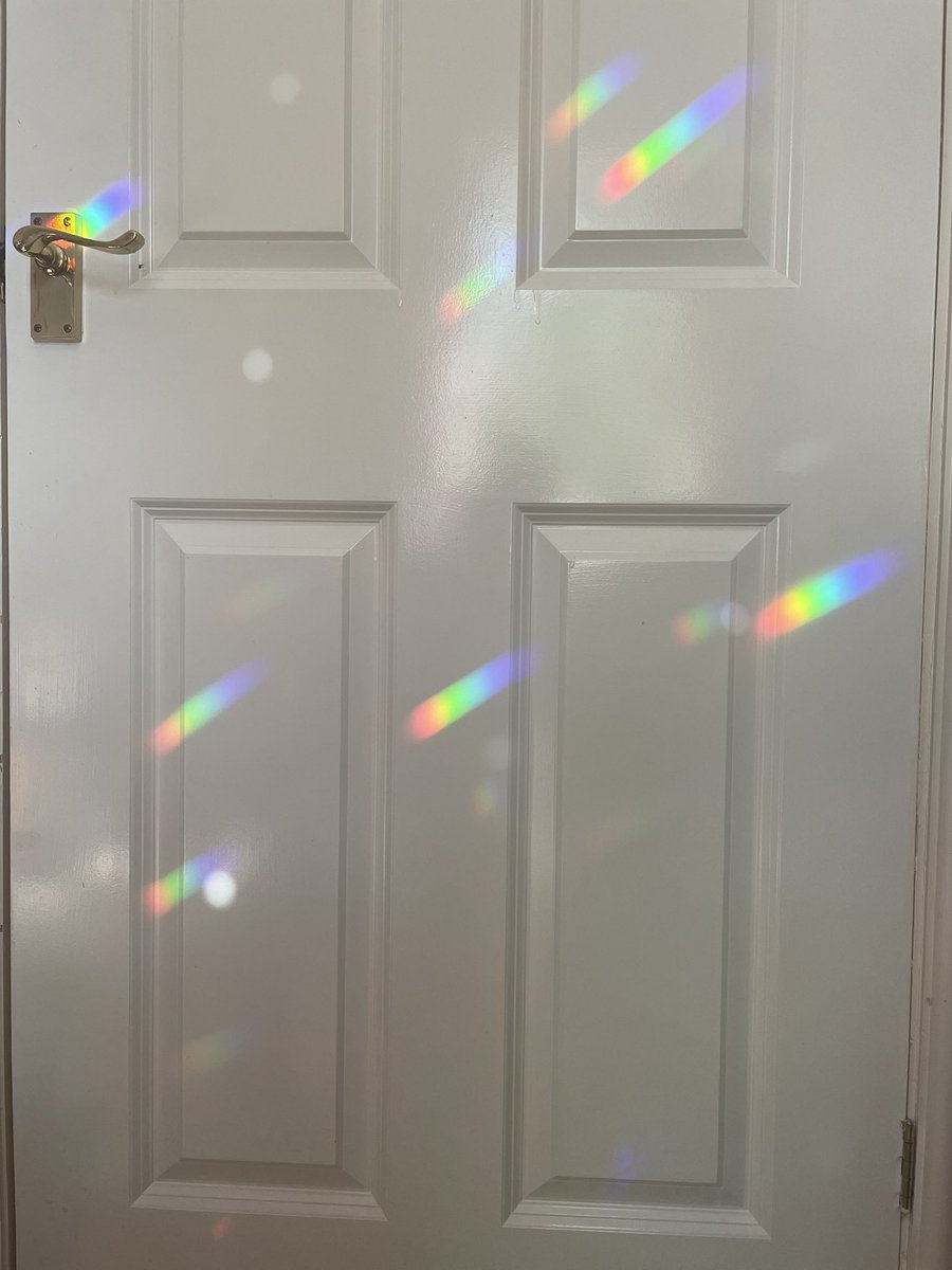 ErinGreenAuthor's tweet image. I have rainbows in my writing room 🌈

(A crystal hung inside my window) 💎

#AmWriting #DraftOne