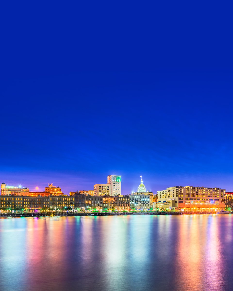 Summer savings shine brightest around the Hostess City of the South! 
Learn more about our savings here
🤗 ➡️ bit.ly/3aHkxY5 #SavannahTrolley #SavannahTours #VisitSavannah