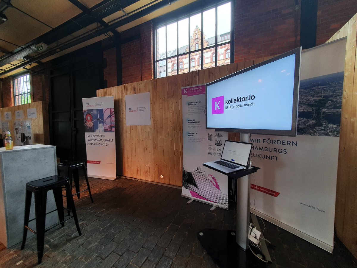 little recap post from the <a href="/HHISummit/">HHIS</a>  where we had the honor to introduce our recent strategies &amp; concepts for "NFTs for Brands", thanks for everyone who came by, it's always fun to meet like minded people and network in real-life! But for now... #TGIF 🔥