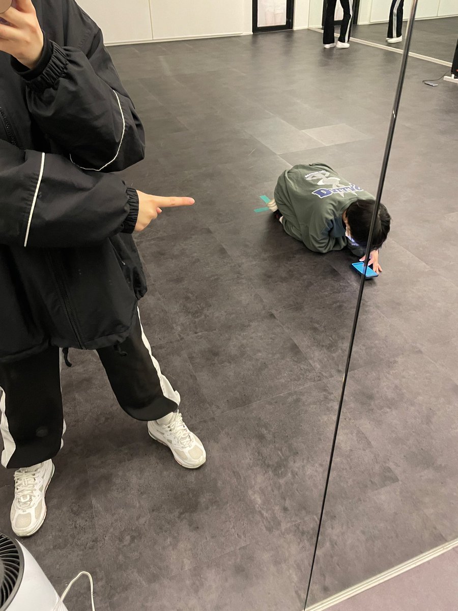 PF_Official_X's tweet image. [#핑크판타지_하린]

나의 납작만두🥟💙

#하린 #HARIN #ハリン 
#핑크판타지 #PINKFANTASY 
#ピンクファンタジー